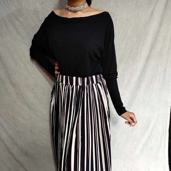 Off shoulder top - Picture 4 of 5